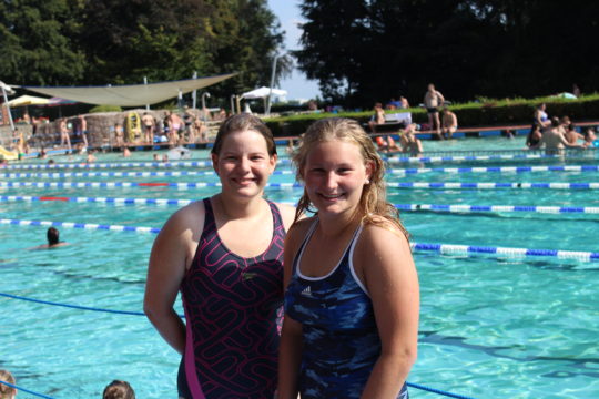 Artikelfoto zum Artikel 24-Stunden-Schwimmen: Sophia Wiers und Cosima Bahr ganz oben